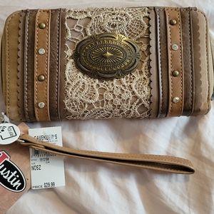 Justin Boots Zip Around Wallet